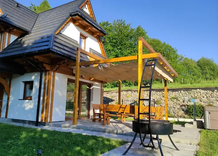Zacna Chata Domek Z Jacuzzi Na Wylacznosc